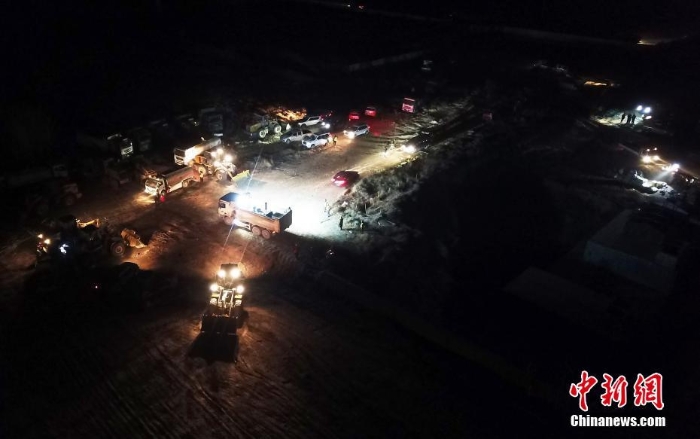 河北石家莊連夜搭建集中隔離點