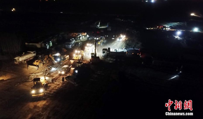 河北石家莊連夜搭建集中隔離點