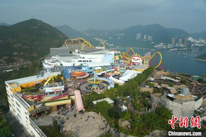 圖為海洋公園的山上園區(qū)，這里將實(shí)行景點(diǎn)收費(fèi)模式?！垷?攝