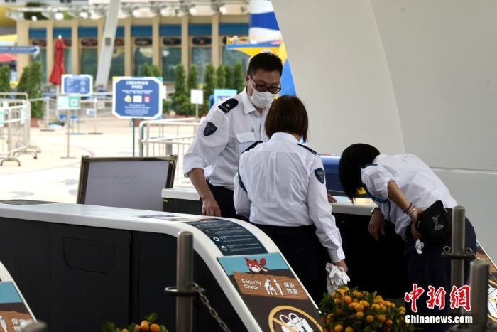 香港兩大主題公園迪士尼及海洋公園將相繼重開