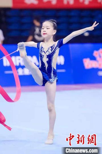 一招一式很專業(yè)?！●R世軒 攝