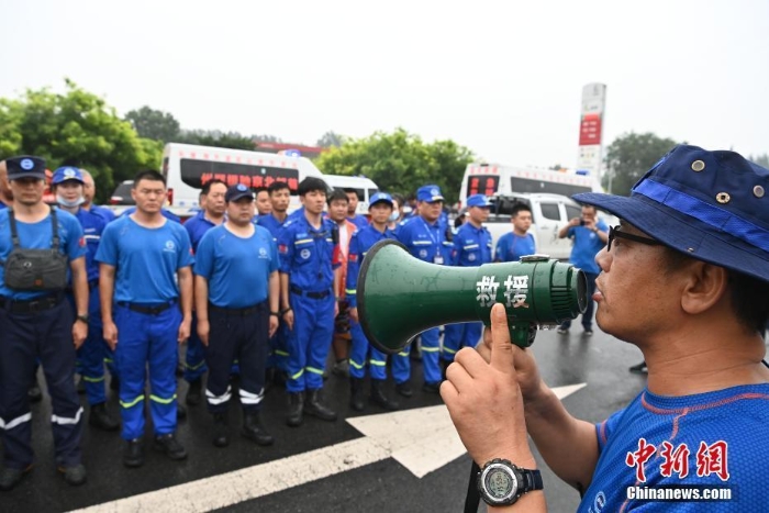 【圖刊】有你們，“河南一定中”
