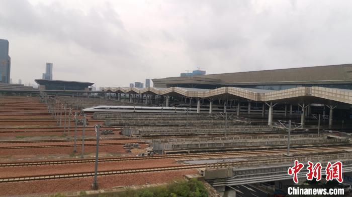 點擊進(jìn)入下一頁