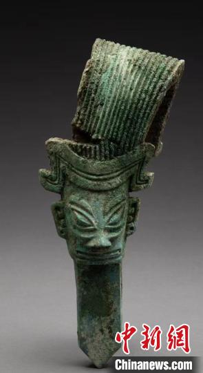 諸葛亮造型的青銅人頭像?！∷拇ㄊ∥奈锟脊叛芯吭汗﹫D