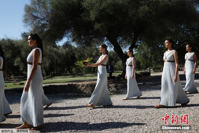 北京冬奧會火種在希臘成功點(diǎn)燃