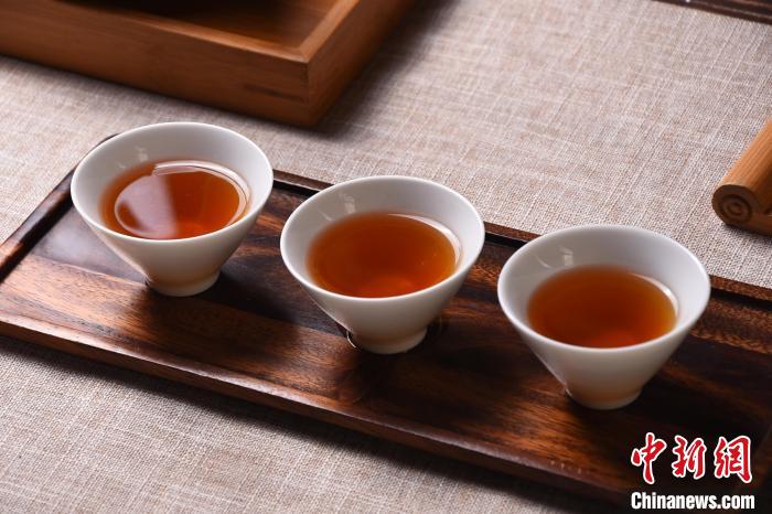 進(jìn)博會(huì)上的非遺|這些手藝讓世界看見(jiàn)中國(guó)美