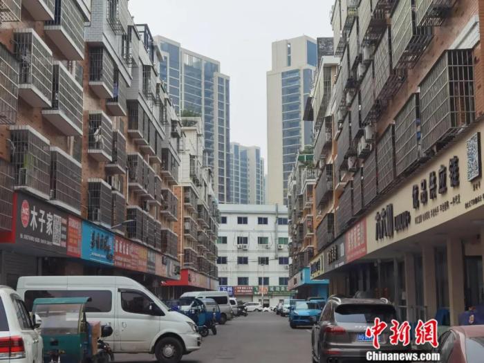 江北下朱村街景。周孫榆 攝