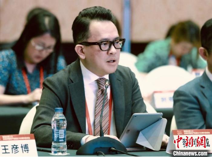 今年6月22日，蔡明威在成都舉行的港澳臺僑人士慶祝中國共產(chǎn)黨成立100周年座談會上發(fā)言?！⊥趵?攝