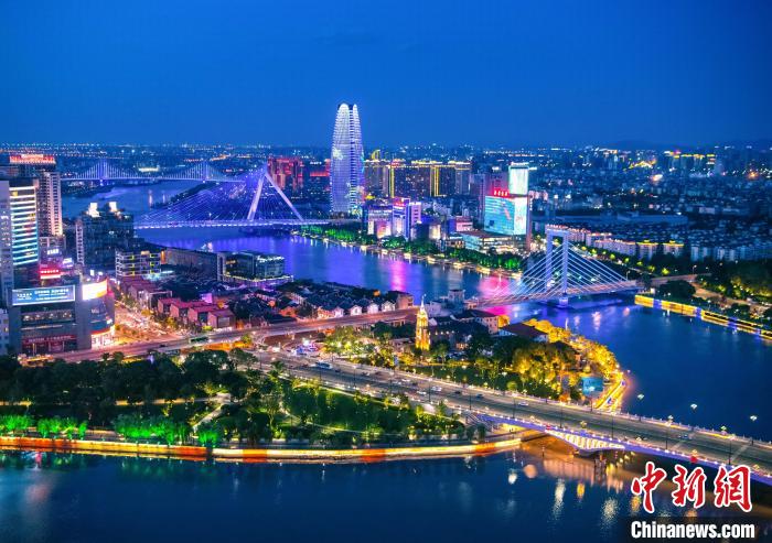 寧波的老外灘步行街?！±稍埞﹫D