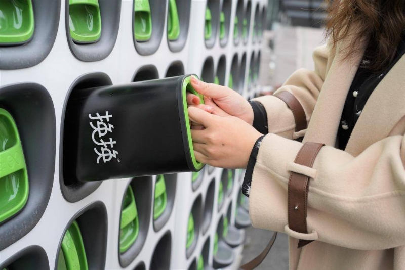 如何找到最近換電站？杭州白領(lǐng)圖解換換智能換電“三步換電”步驟