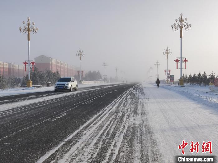 極寒天氣下的內(nèi)蒙古?！『魝愗悹枤庀缶止﹫D