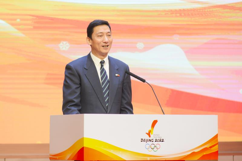 北京冬奧組委市場(chǎng)開發(fā)部副部長(zhǎng)顧灝寧致辭（圖/中國人保）