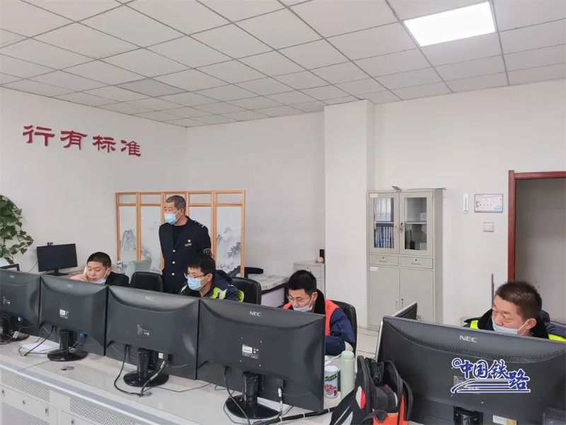 點(diǎn)擊進(jìn)入下一頁