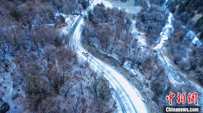 祁連山國家公園“生態(tài)守護神”：做好人、林、獸的“橋”