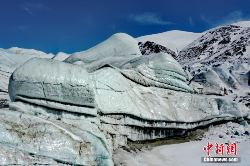人跡罕至！長(zhǎng)江源冰川蔚為壯觀
