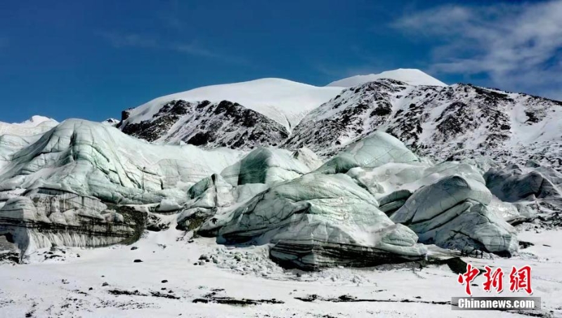 人跡罕至！長(zhǎng)江源冰川蔚為壯觀