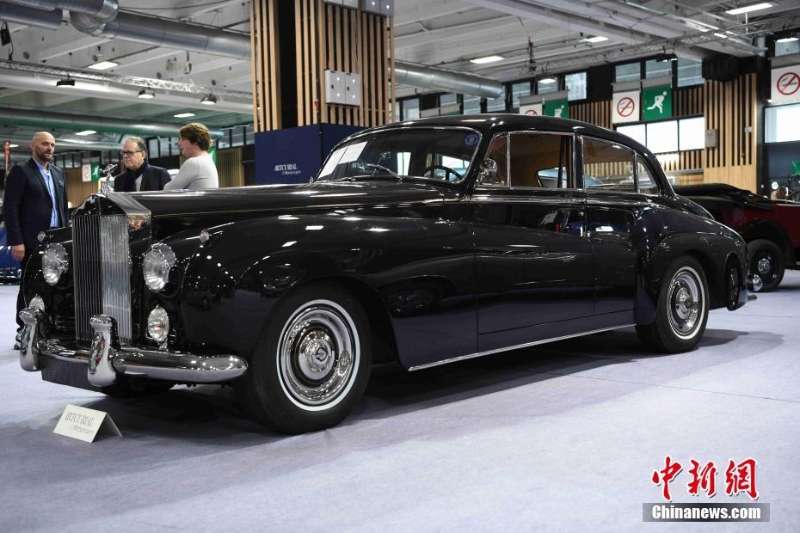 經典名車亮相2022年法國古董車展