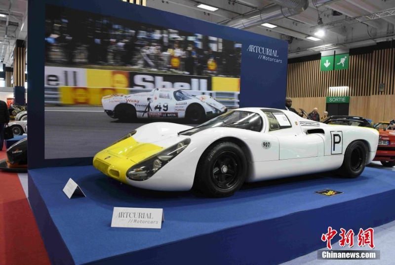 經典名車亮相2022年法國古董車展