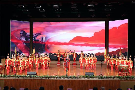 東營市東營區(qū)文華學校第三屆誦讀大賽暨書香家庭表彰活動圓滿結(jié)束