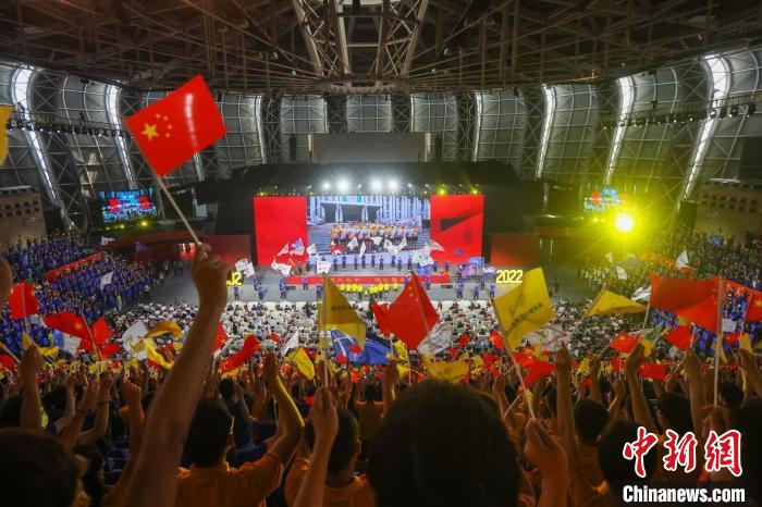 東南大學建校120周年慶祝大會隆重舉行。　泱波 攝