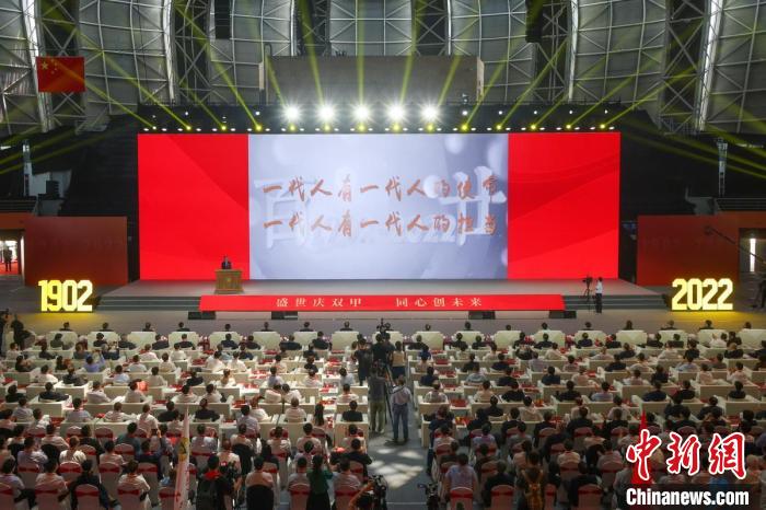 東南大學以科學名世，以人才報國。　泱波 攝