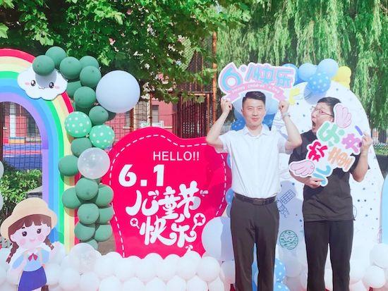 青島市城陽(yáng)區(qū)夏莊街道夏莊小學(xué)開展童心沐黨恩系列慶?；顒?dòng)