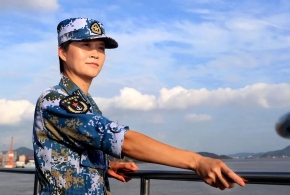 【迷彩青春】真·乘風破浪的姐姐 中國海軍首位女艦長韋慧曉