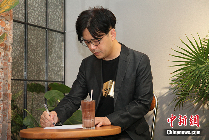 點擊進(jìn)入下一頁