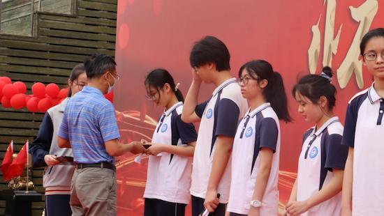 懷夢(mèng)想，致遠(yuǎn)方——青島西海岸新區(qū)育才中學(xué)2022屆初三畢業(yè)典禮