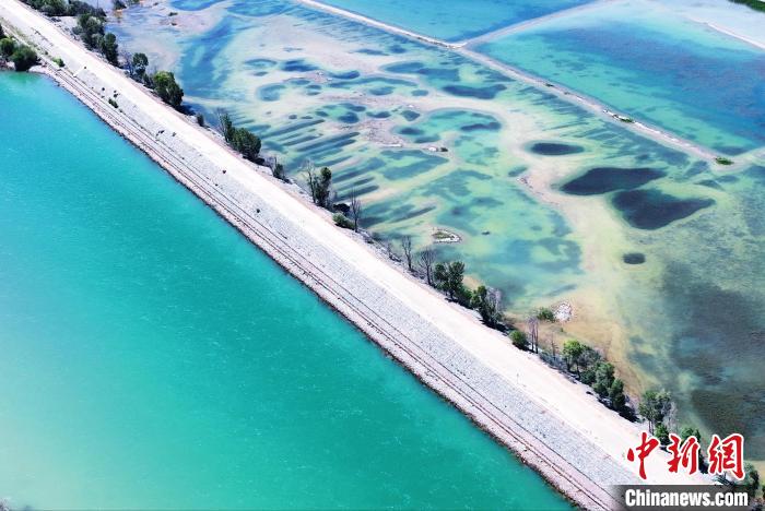 航拍貴德縣黃河?！●R銘言 攝