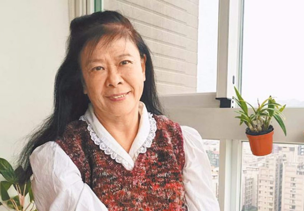 臺(tái)大名譽(yù)教授賀德芬追蔡英文論文門 臺(tái)大名譽(yù)教授賀德芬追蔡英文論文門