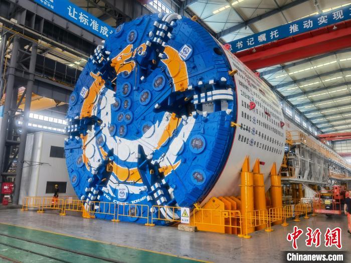 “大灣區(qū)號”盾構機(資料圖) 王立冬 攝