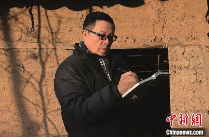 羅中立。<a target='_blank' href='/'>中新社</a>發(fā) 本人供圖