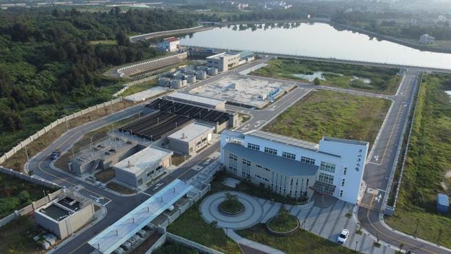 兩岸通水即將屆滿4周年，金門自大陸引水總計(jì)約2100萬(wàn)噸。圖為洋山凈水場(chǎng)現(xiàn)況。（圖源：臺(tái)灣“中時(shí)新聞網(wǎng)”）