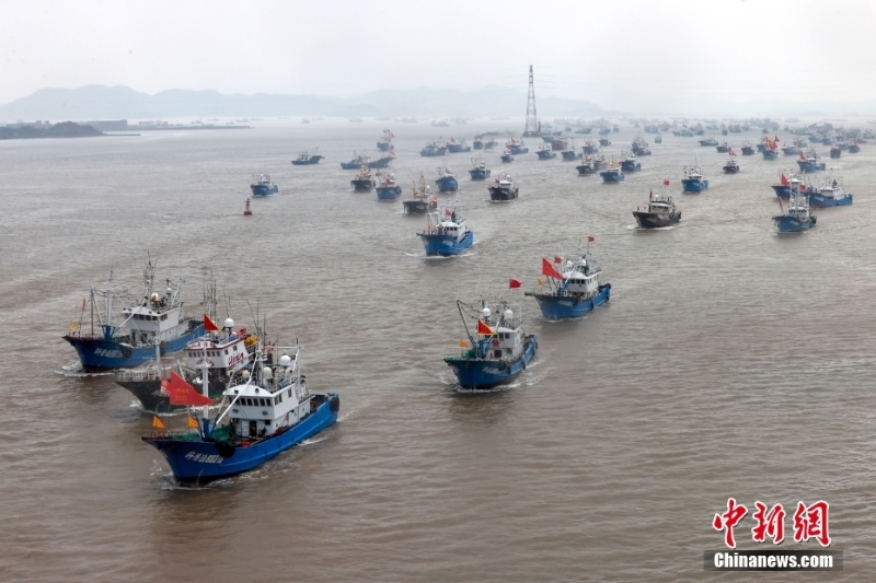 浙江舟山千舟競(jìng)發(fā)奔赴東海開(kāi)捕