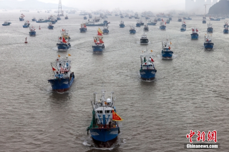 浙江舟山千舟競(jìng)發(fā)奔赴東海開(kāi)捕