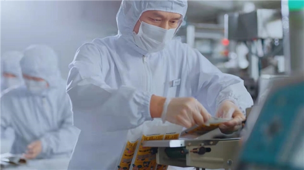 喚醒榜樣的力量！白象食品入選中國(guó)企業(yè)社會(huì)責(zé)任年會(huì)“年度責(zé)任案例”