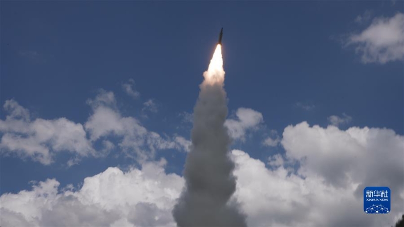 （圖文互動(dòng)）（8）東部戰(zhàn)區(qū)位臺(tái)島周邊開(kāi)展規(guī)?？涨暗膶?shí)戰(zhàn)化聯(lián)合演訓(xùn)