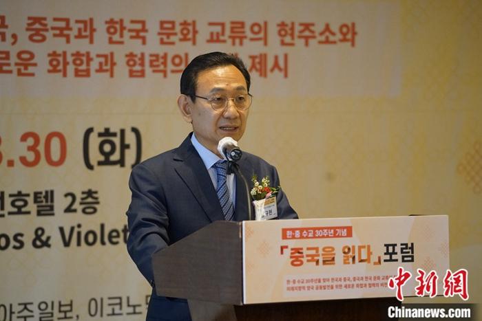 圖為亞洲日報代表梁圭鉉致辭。劉旭 攝
