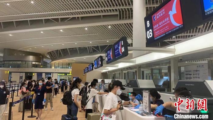 山東青島往返澳門(mén)航線復(fù)航每周4班次