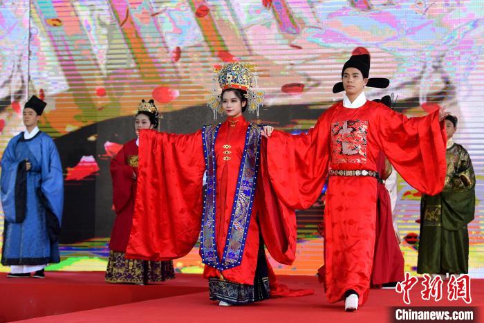 2022閩臺(tái)匠人匠心交流活動(dòng)在福州舉行?！蚊?攝