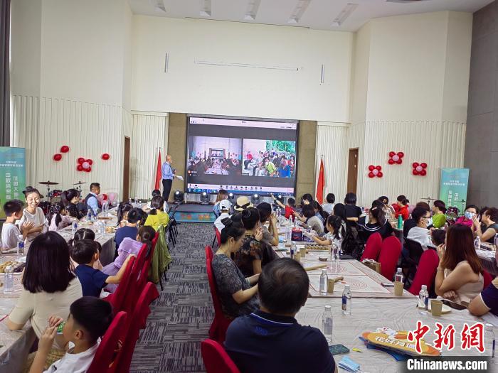 “北侖·埔里”中秋有愛幸福到萬家聯(lián)誼活動(dòng)現(xiàn)場?！≠R佳超供圖