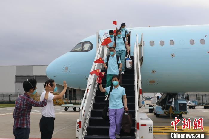 浙江援瓊記“疫”：138名重癥醫(yī)護守護“碧海藍天”