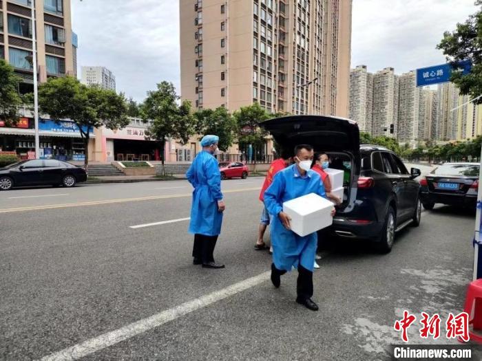 成都開(kāi)展“敲門行動(dòng)”保障殘疾人等重點(diǎn)群體生活所需