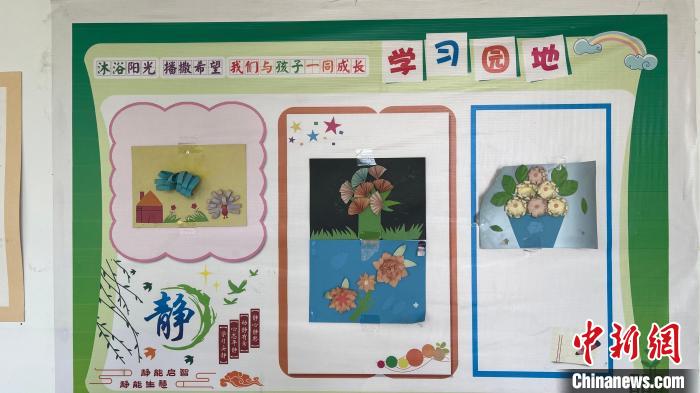 學(xué)生的手工作品?！垐@園 攝