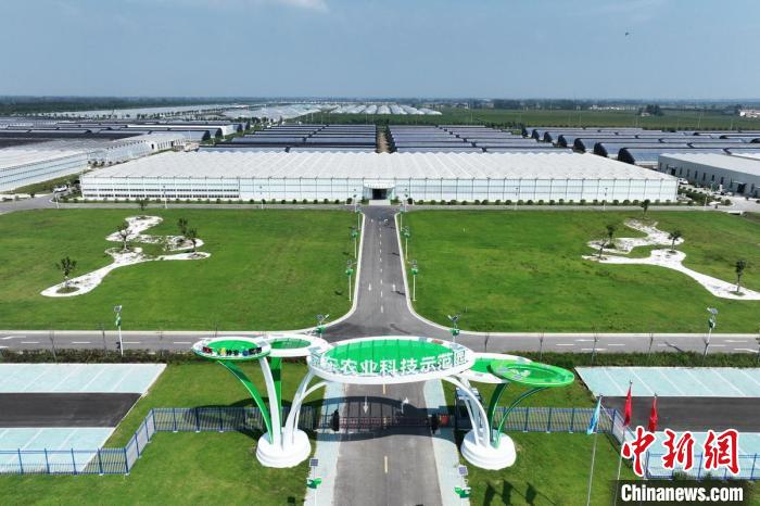 宿遷著力打造都市農(nóng)業(yè)大公園和鄉(xiāng)村振興“農(nóng)旅融合”新樣板?！°蟛?攝