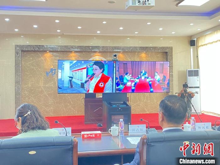 圖為開(kāi)班儀式現(xiàn)場(chǎng)。張瑋 攝