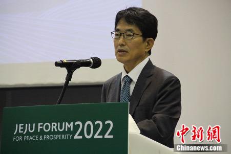 秘書處副秘書長(zhǎng)白范欽致閉幕詞。