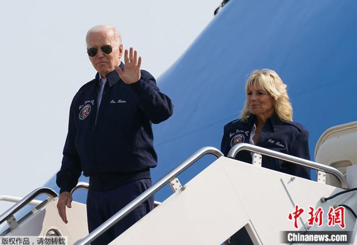 2022年9月17日，拜登出發(fā)前往英國參加英女王伊麗莎白二世的國葬。