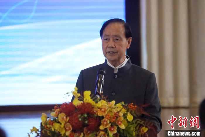 澳門濠江中學(xué)校長尤端陽致辭。　沙見龍 攝